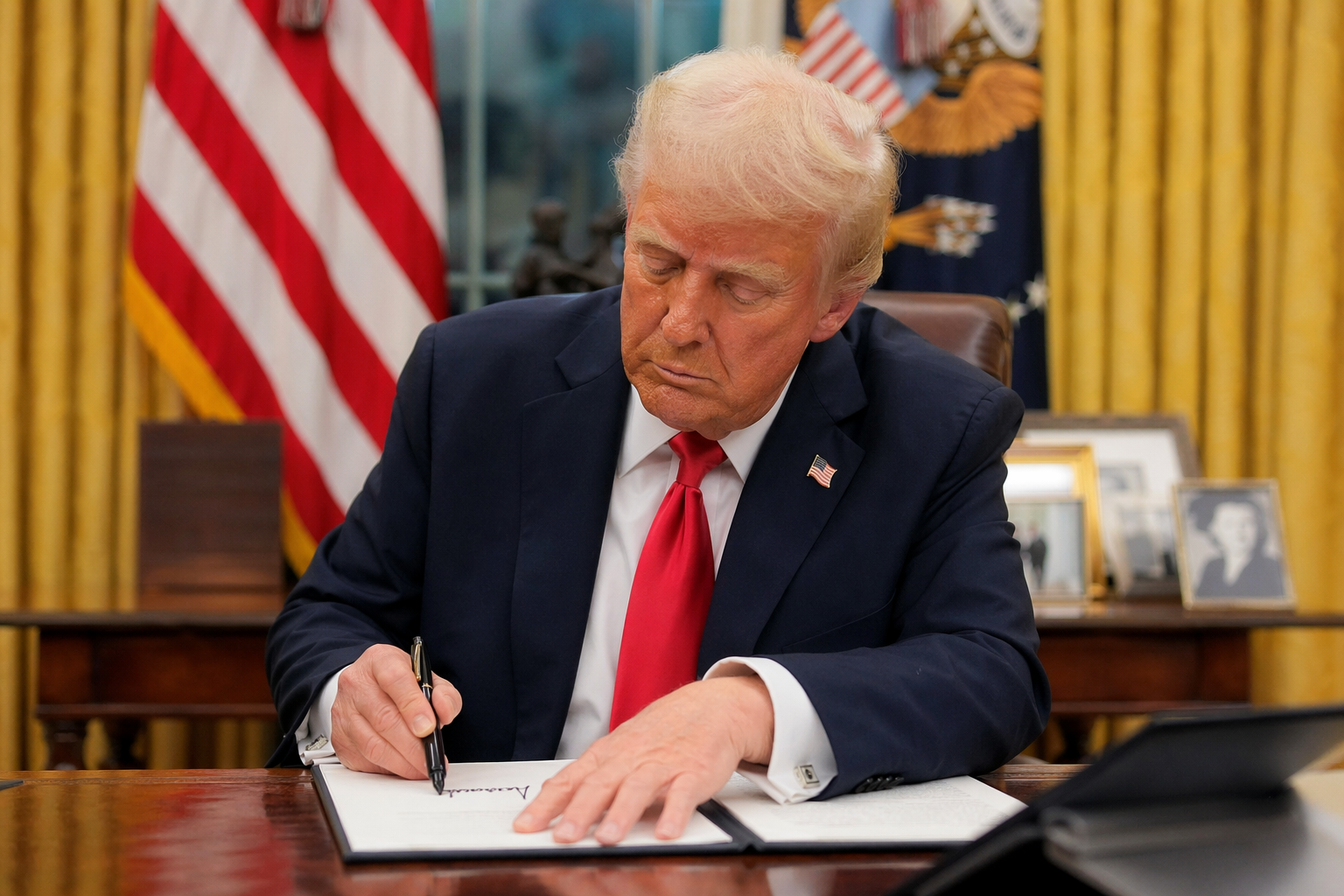 AI Generated - Trump Extends Iran Ceasefire Indefinitely