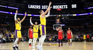 Lakers Top Rockets 107-98 in Kennard-Led Game 1