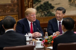 Trump Pushes Iran Deal in China as Ceasefire Stalls