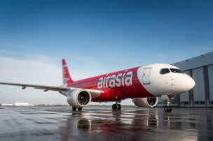 AirAsia Orders 150 Airbus A220 Jets in Record Deal