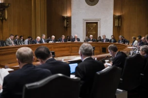 Senate Committee Reviews 100+ Amendments to Crypto Clarity Act