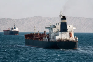 Iraq Exports 10 Million Barrels via Strait of Hormuz in April