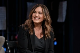 Mariska Hargitay Extends 'Every Brilliant Thing' Broadway Run