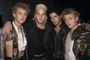 Backstage Photos Show Tight Bonds in The Lost Boys Cast