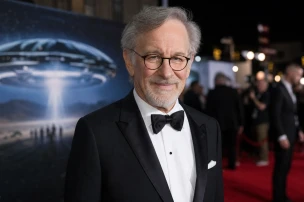 Spielberg Sci-Fi Draws Mixed Critic and Audience Reactions