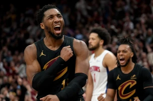 Cavaliers Close Out Pistons to Reach Eastern Finals