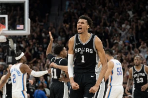 Spurs Stun Thunder in Double-OT Game 1 Thriller