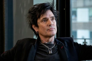 Tommy Lee Questions Reality in Revived 'Tommyland'