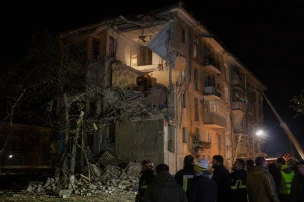 Russian Geran-2 Drone Strikes Romanian Apartment in NATO Territory